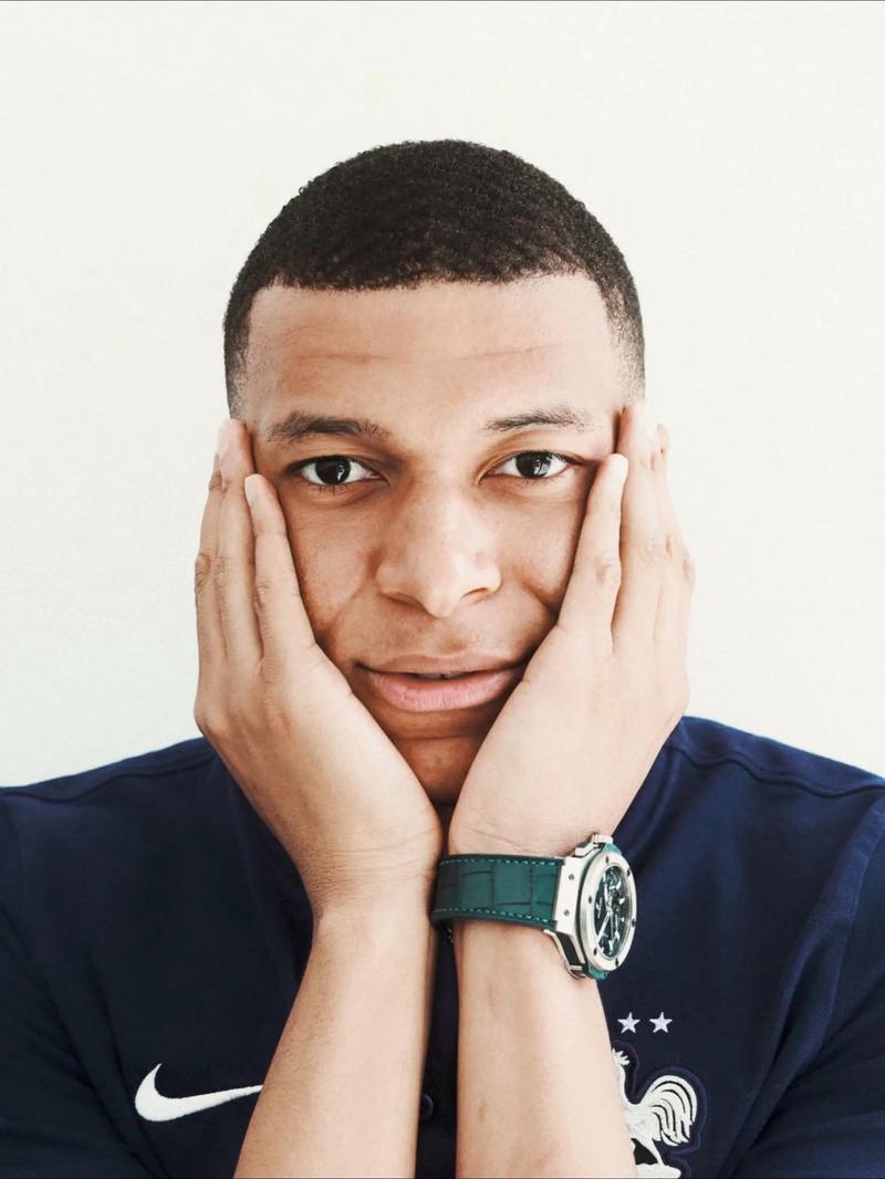 埃尔纳内斯：并非所有手球或者手臂触球都是点球，规则需要改（埃尔纳内斯：手球未必该判点球，相关规则应调整）