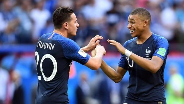 亚特兰大vs萨索洛：卢克曼、帕萨利奇首发，马蒂奇、贝拉尔迪出战（亚特兰大对阵萨索洛：卢克曼、帕萨利奇先发，马蒂奇与贝拉尔迪登场）