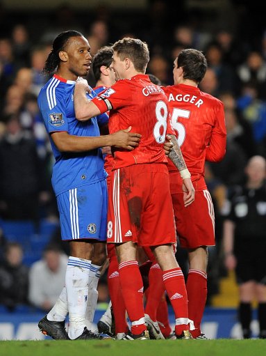 国安客战亚泰：三外援PK四外援；塞鸟战旧主，江文豪首发（国安客场挑战亚泰：三外援硬碰四外援，塞鸟反戈旧主，江文豪先发）