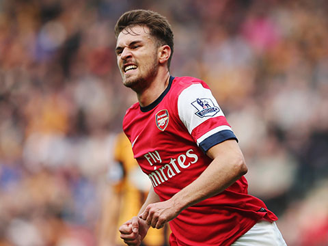 澳超战报：科斯格罗夫双响，九人奥克兰FC2-1惠灵顿凤凰（澳超速递：科斯格罗夫梅开二度，9人奥克兰FC2比1力克惠灵顿凤凰）