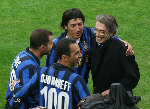 拜仁“小王子”卡尔的巨星之路 偶像梅西但不想和谁比较（拜仁小王子卡尔的巨星成长路：崇拜梅西，却不愿与任何人比较）